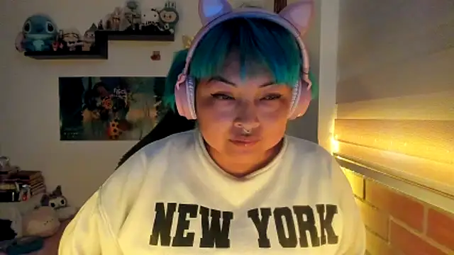 Shaddycute  online show from January 31, 7:12 pm