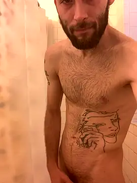 Snapshot of J3sus721 chatting on October 1, 6:45 pm J3sus721 online show from October 1, 6:45 pm