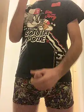 Snapshot of J3sus721 chatting on December 10, 4:56 am J3sus721 online show from December 10, 4:56 am