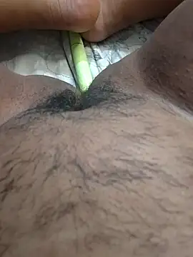 Snapshot of L-LOVE chatting on February 5, 10:55 pm L-LOVE online show from February 5, 10:55 pm