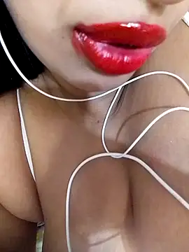 Snapshot of L-LOVE chatting on December 24, 11:44 pm L-LOVE online show from December 24, 11:44 pm