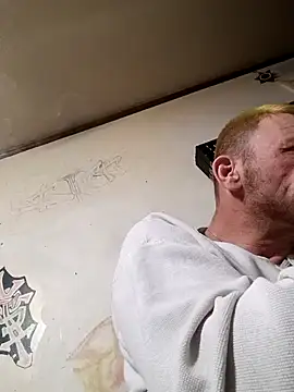 Snapshot of gettinit2wice chatting on January 19, 2:17 pm gettinit2wice online show from January 19, 2:17 pm