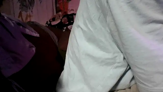 Snapshot of gettinit2wice chatting on September 15, 1:33 pm gettinit2wice online show from September 15, 1:33 pm