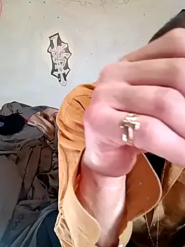 Snapshot of gettinit2wice chatting on February 20, 11:21 pm gettinit2wice online show from February 20, 11:21 pm