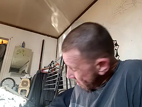 Snapshot of gettinit2wice chatting on February 10, 11:34 pm gettinit2wice online show from February 10, 11:34 pm