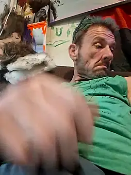 gettinit2wice online show from March 14, 9:04 am