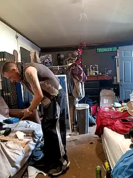 Snapshot of gettinit2wice chatting on February 27, 5:16 pm gettinit2wice online show from February 27, 5:16 pm