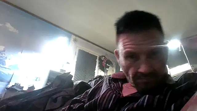 Snapshot of gettinit2wice chatting on October 27, 10:16 am gettinit2wice online show from October 27, 10:16 am