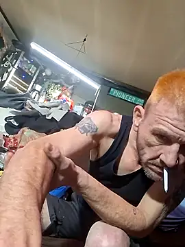 gettinit2wice online show from February 1, 12:36 pm