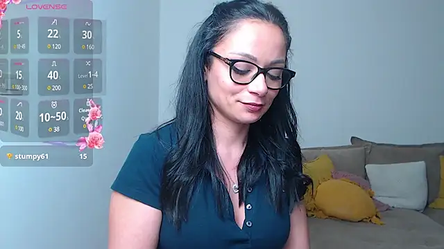Snapshot of BabySerene chatting on February 27, 3:18 am BabySerene online show from February 27, 3:18 am