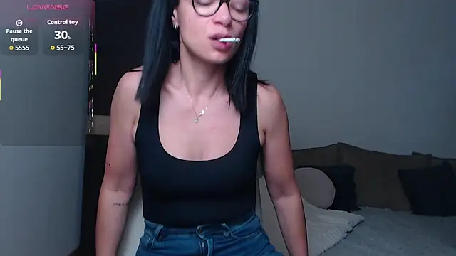 Snapshot of BabySerene chatting on June 7, 3:45 am BabySerene online show from June 7, 3:45 am
