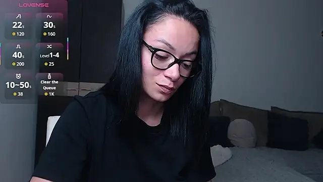 Snapshot of BabySerene chatting on June 9, 2:23 am BabySerene online show from June 9, 2:23 am