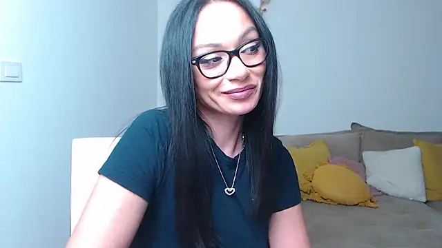 Snapshot of BabySerene chatting on March 7, 1:20 am BabySerene online show from March 7, 1:20 am