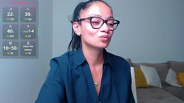 Snapshot of BabySerene chatting on October 2, 12:58 am BabySerene online show from October 2, 12:58 am