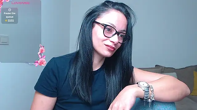 Snapshot of BabySerene chatting on February 14, 5:30 am BabySerene online show from February 14, 5:30 am