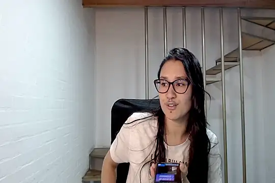 Jessie Desire online show from November 25, 1:39 am