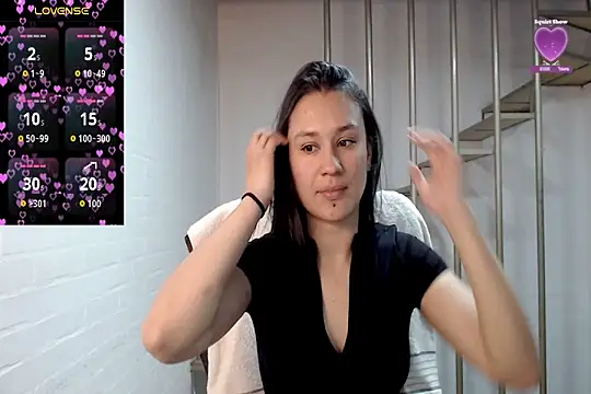 Jessie Desire online show from November 17, 1:53 am