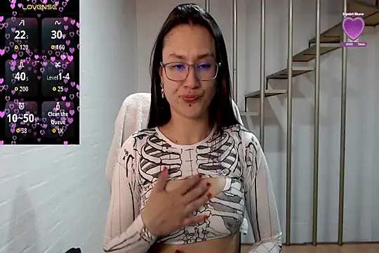 Jessie Desire online show from October 22, 12:32 am