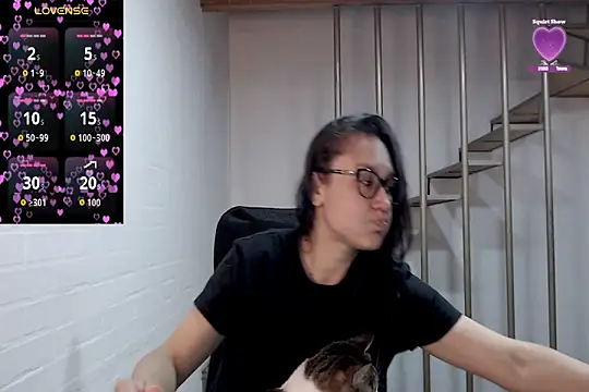 Jessie Desire online show from November 11, 2:06 am