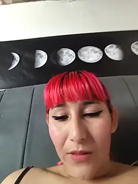 florecita9 online show from September 12, 4:29 pm