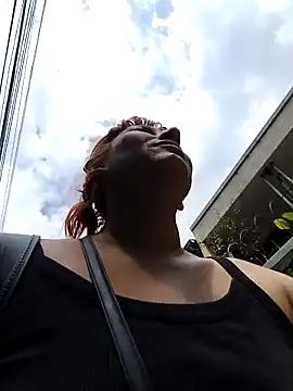 florecita9 online show from December 19, 5:26 pm