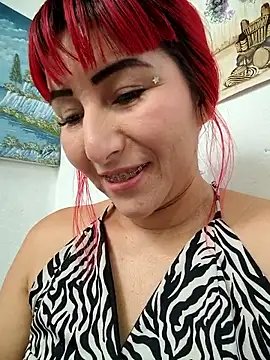 Snapshot of florecita9 chatting on June 12, 4:49 pm florecita9 online show from June 12, 4:49 pm