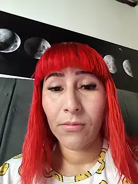 florecita9 online show from March 4, 6:37 pm