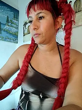 florecita9 online show from May 31, 6:09 pm