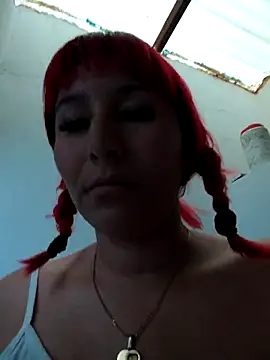 florecita9 online show from May 13, 4:47 pm