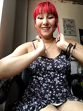 florecita9 online show from March 28, 5:36 pm