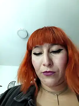 florecita9 online show from November 8, 7:28 pm