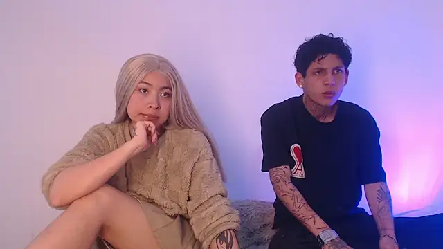 Snapshot of Sebas_And_Mila chatting on September 19, 7:29 pm Sebas And Mila online show from September 19, 7:29 pm