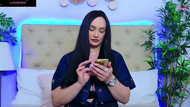 DaliyaArabian online show from June 1, 12:27 pm