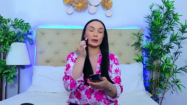 DaliyaArabian online show from May 11, 12:06 pm