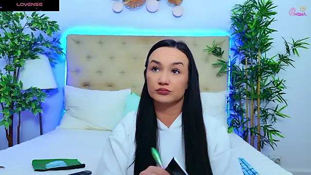 DaliyaArabian online show from March 23, 1:00 pm