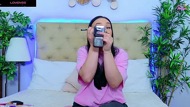 DaliyaArabian online show from May 7, 12:19 pm