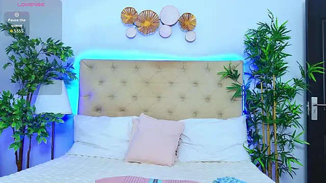 DaliyaArabian online show from March 31, 12:07 pm