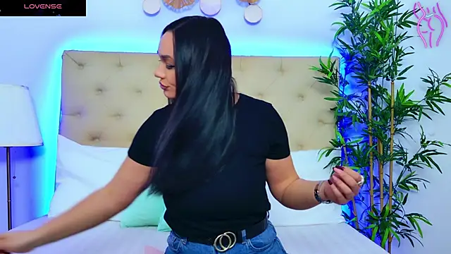 DaliyaArabian online show from October 29, 1:10 pm