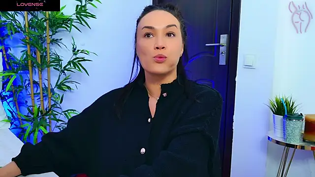 DaliyaArabian online show from October 24, 5:39 am