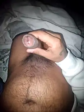 indianhunk2000 online show from July 28, 8:52 pm