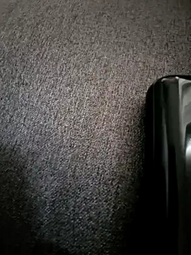 indianhunk2000 online show from December 15, 9:48 am