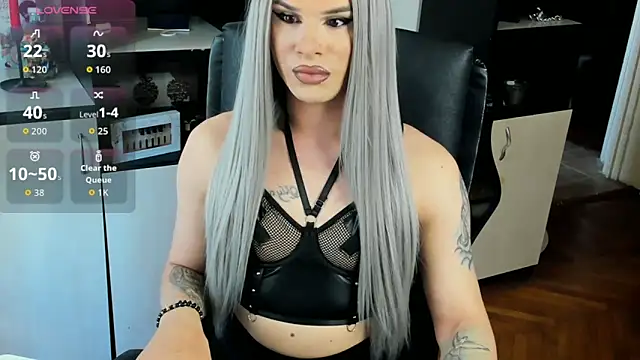 EvelynLexy online show from May 12, 12:33 pm