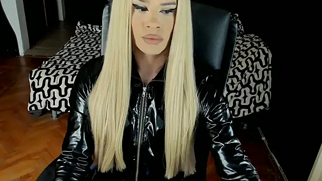 EvelynLexy online show from September 27, 7:14 am