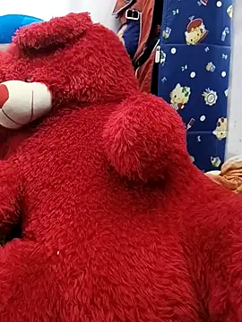 Snapshot of couple00795 chatting on December 7, 10:45 pm couple00795 online show from December 7, 10:45 pm