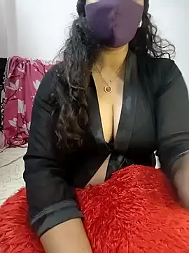 Snapshot of couple00795 chatting on December 9, 7:39 pm couple00795 online show from December 9, 7:39 pm