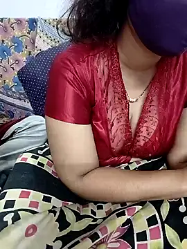 Snapshot of couple00795 chatting on December 29, 12:01 pm couple00795 online show from December 29, 12:01 pm