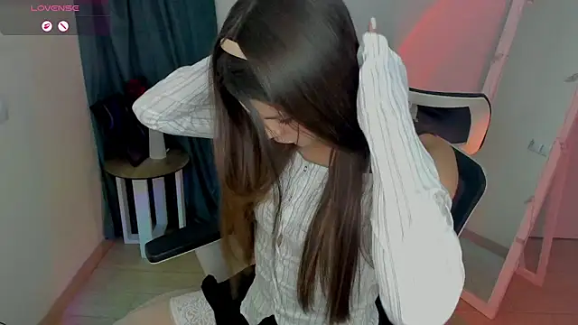 Hanna Way online show from February 13, 8:14 am