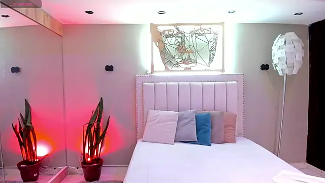 Snapshot of _nina_sweet chatting on November 11, 12:00 pm nina sweet online show from November 11, 12:00 pm