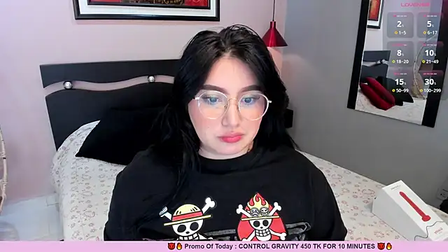 Snapshot of _nina_sweet chatting on March 15, 6:10 pm nina sweet online show from March 15, 6:10 pm