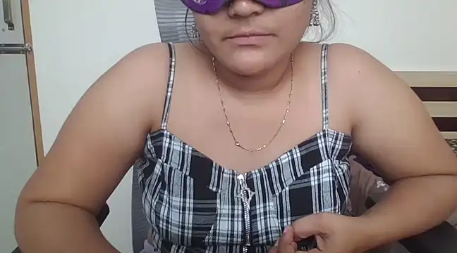 Snapshot of ammu_telugu_192 chatting on March 7, 10:56 am ammu telugu 192 online show from March 7, 10:56 am